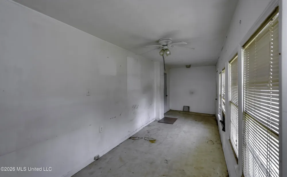 6118 Terry Road Byram, MS 39272