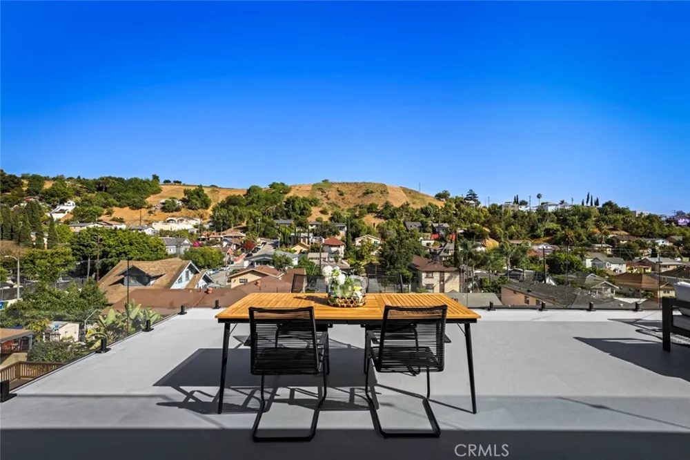 3032 Johnston Street Los Angeles, CA 90031