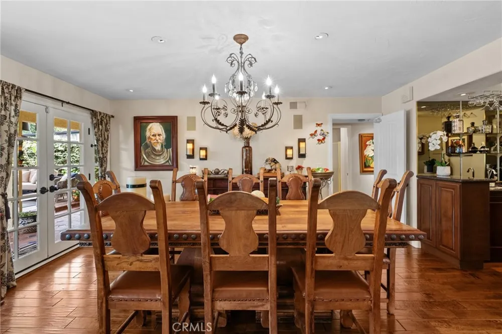 6325 Yolanda Tarzana, CA 91335
