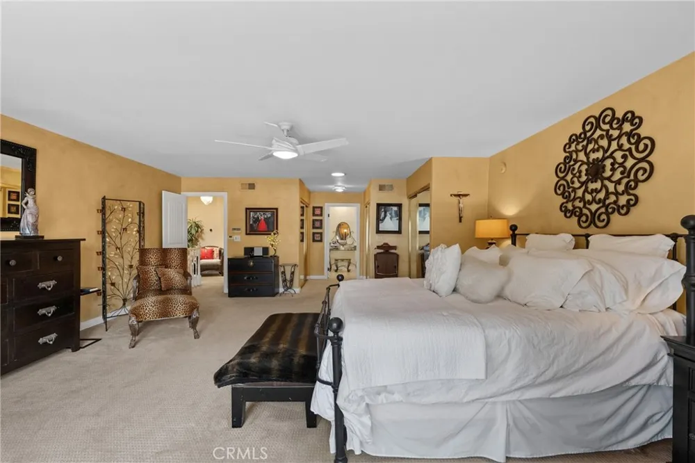 6325 Yolanda Tarzana, CA 91335