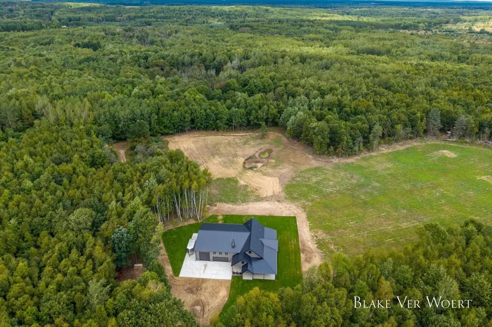 13980 12 Mile Remus, MI 49340