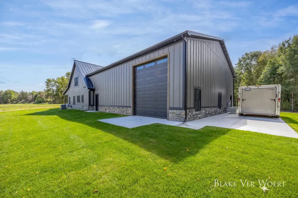13980 12 Mile Remus, MI 49340