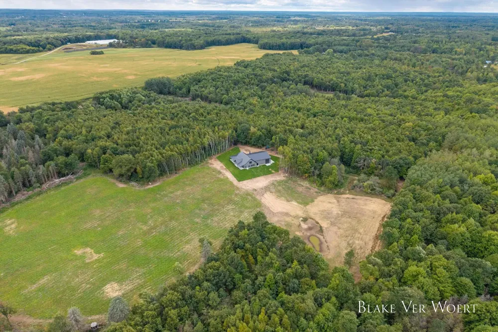 13980 12 Mile Remus, MI 49340