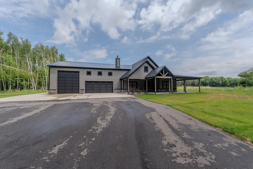 13980 12 Mile Remus, MI 49340