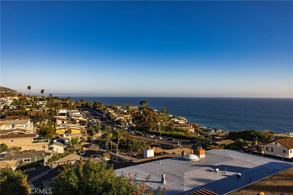 251 Highland Laguna Beach, CA 92651
