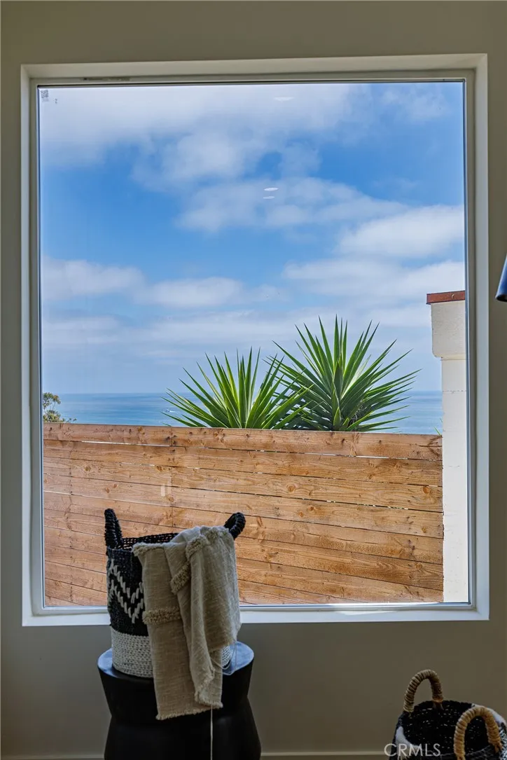 251 Highland Laguna Beach, CA 92651