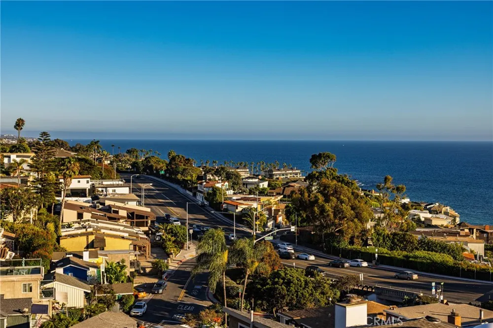 251 Highland Laguna Beach, CA 92651
