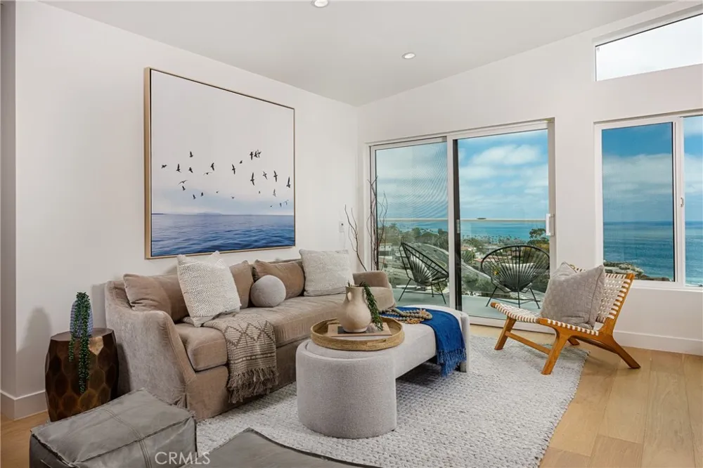 251 Highland Laguna Beach, CA 92651