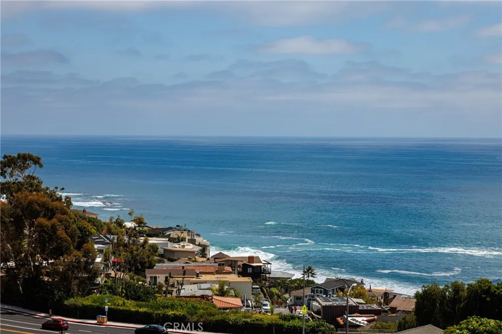 251 Highland Laguna Beach, CA 92651