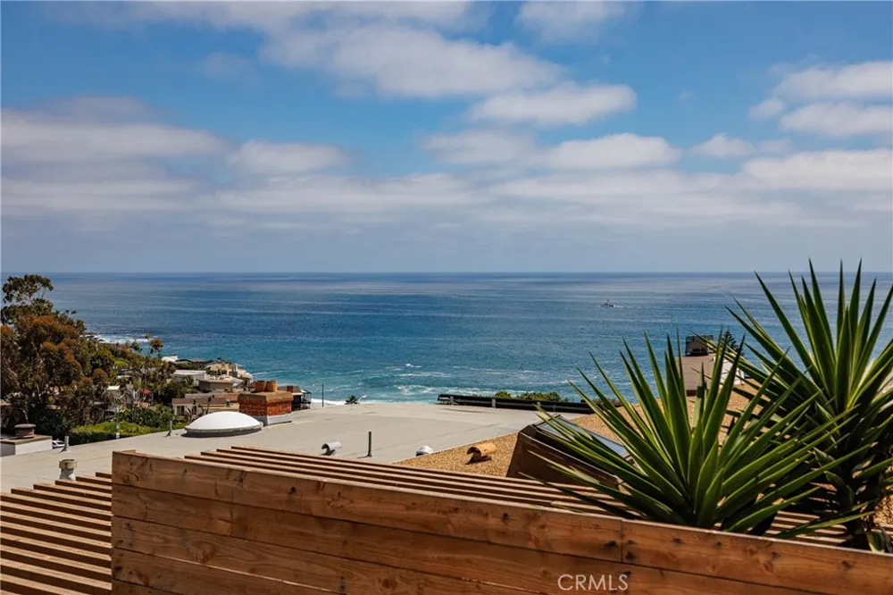 251 Highland Laguna Beach, CA 92651