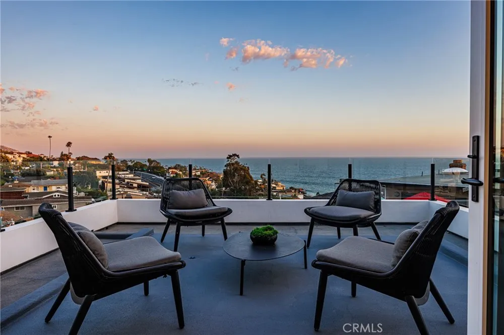 251 Highland Laguna Beach, CA 92651