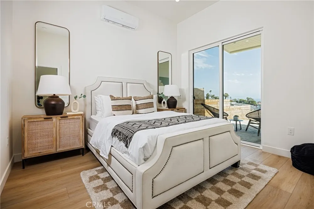 251 Highland Laguna Beach, CA 92651
