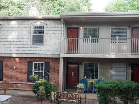 3822 Country Club Road #J