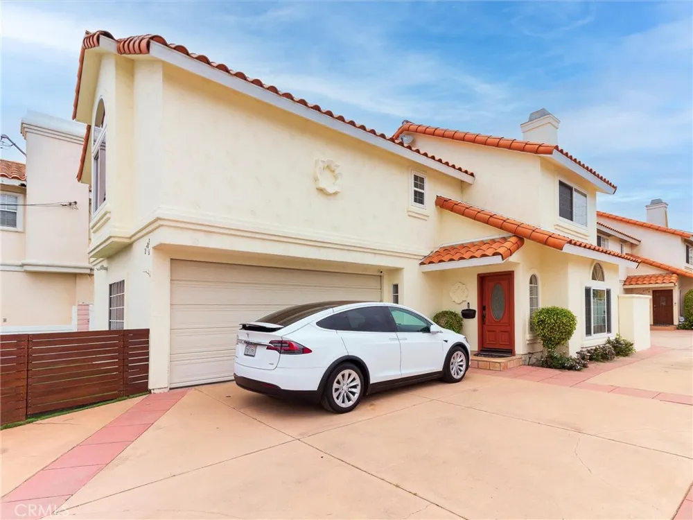 2703 Huntington Lane #A Redondo Beach, CA 90278