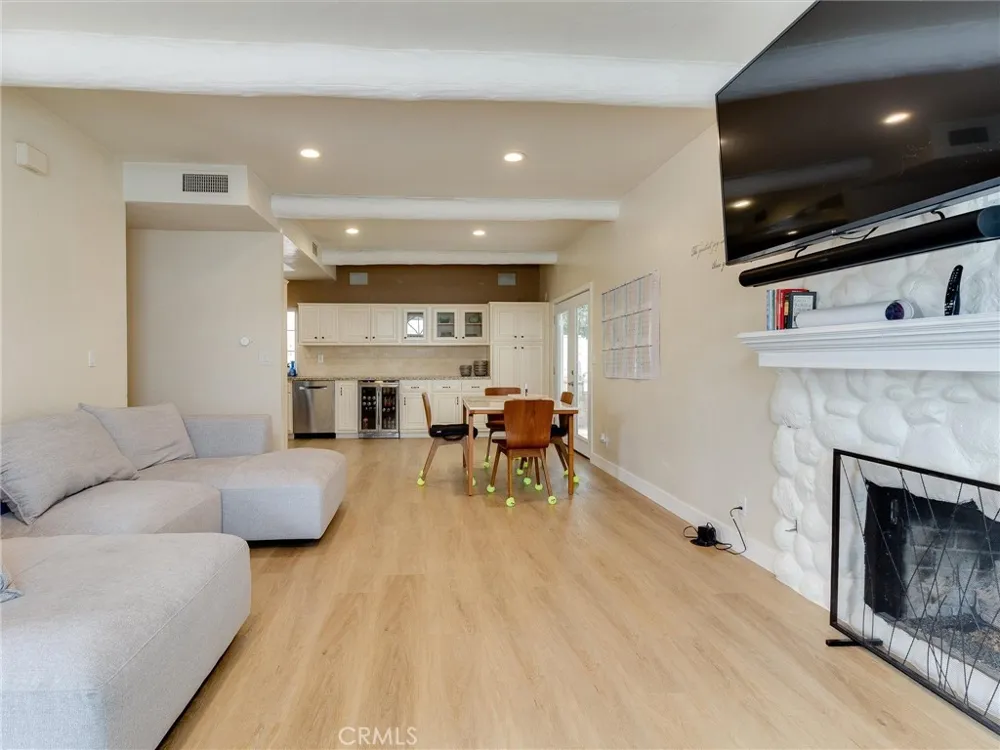 2703 Huntington Lane #A Redondo Beach, CA 90278