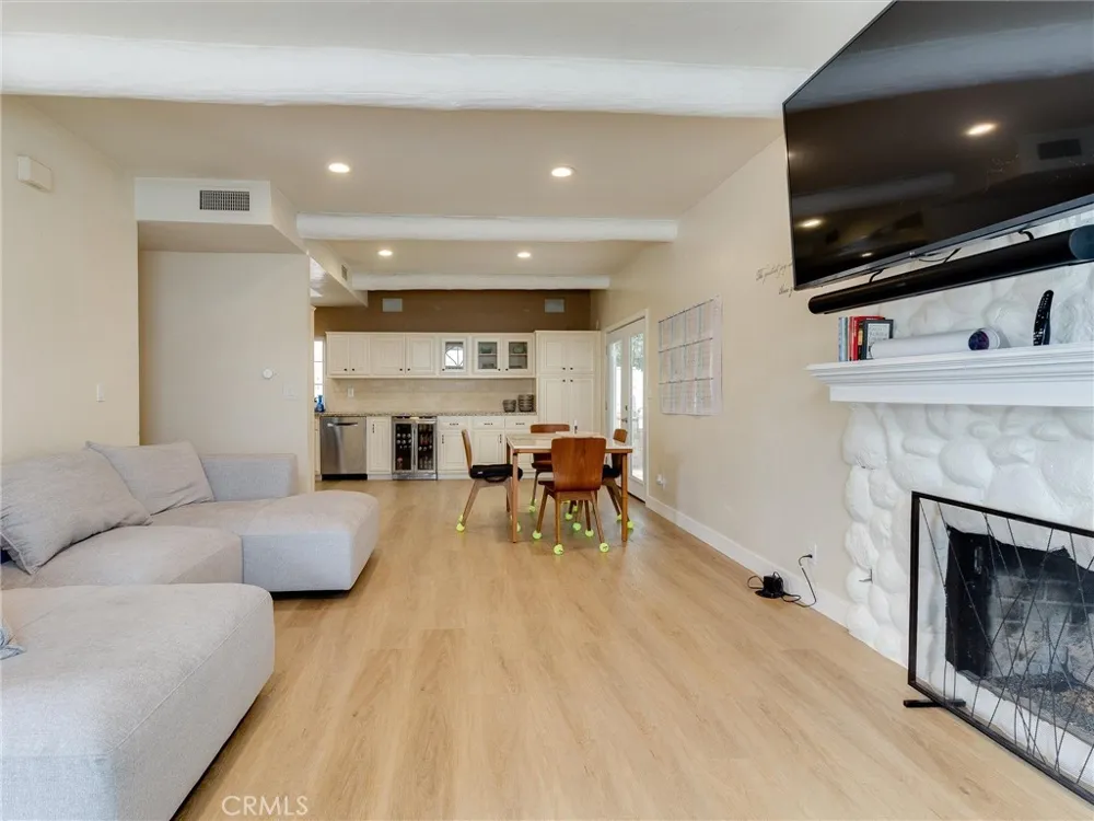 2703 Huntington Lane #A Redondo Beach, CA 90278