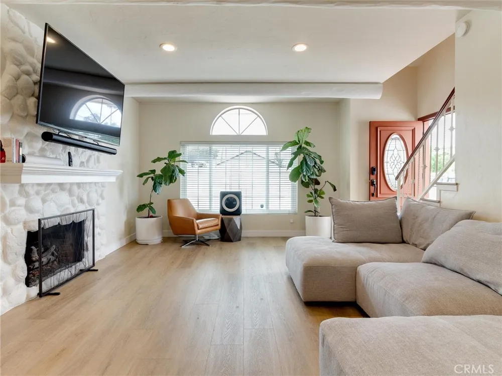2703 Huntington Lane #A Redondo Beach, CA 90278