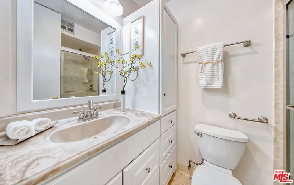 6505 Green Valley Circle #301 Culver City, CA 90230