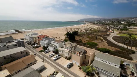 945 Sharon Lane