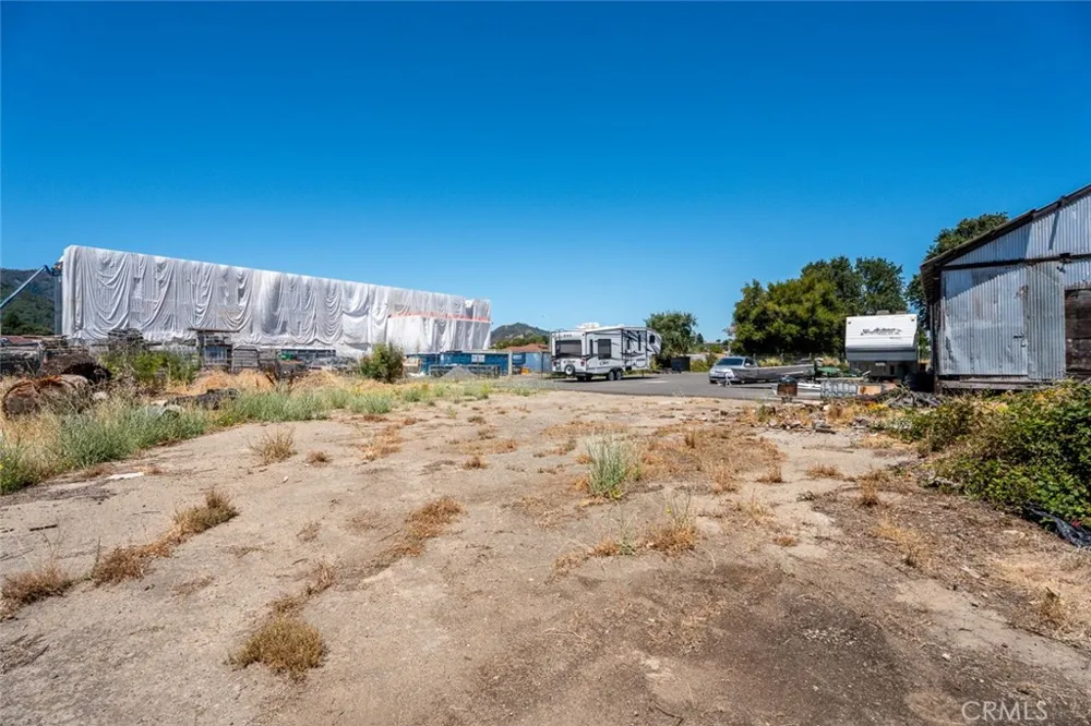 122 Leslie Street Ukiah, CA 95482