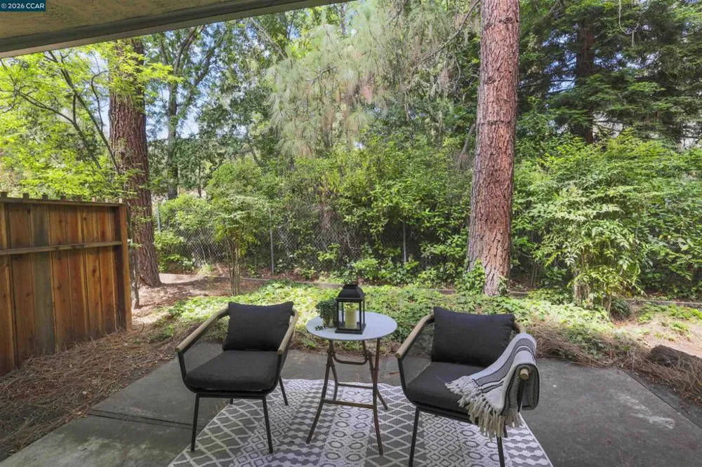 1767 Holland Cir Walnut Creek, CA 94597