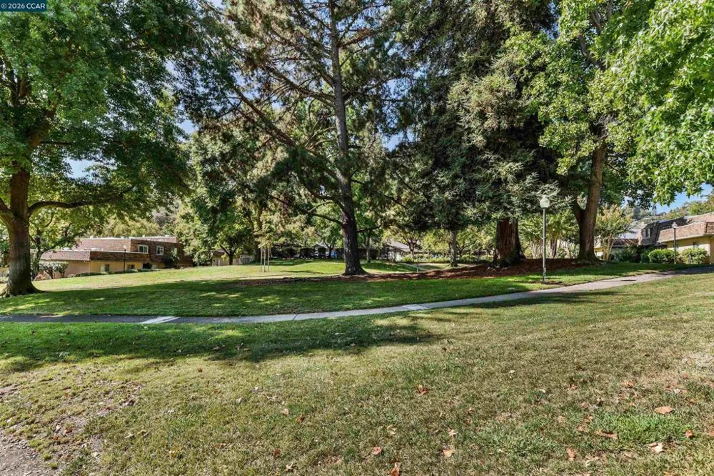 1767 Holland Cir Walnut Creek, CA 94597