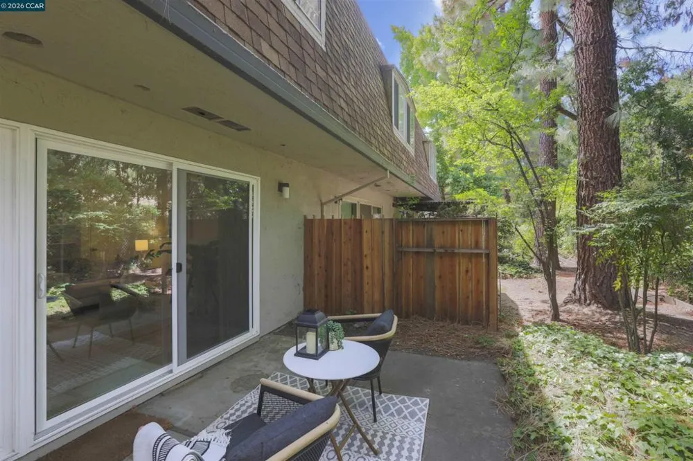 1767 Holland Cir Walnut Creek, CA 94597