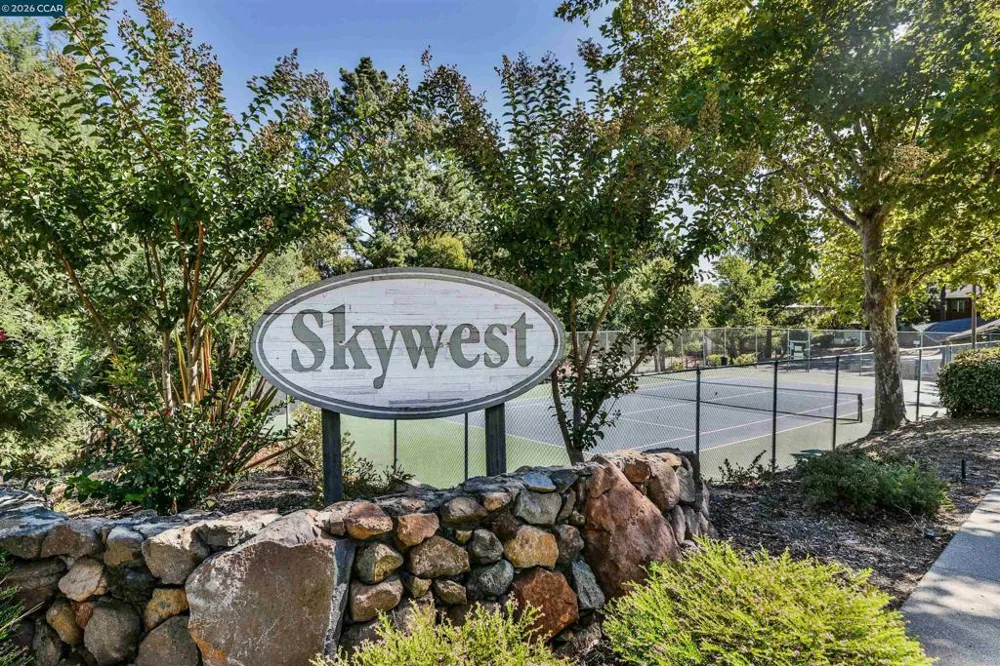 1767 Holland Cir Walnut Creek, CA 94597