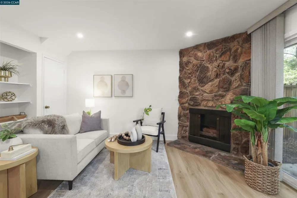 1767 Holland Cir Walnut Creek, CA 94597