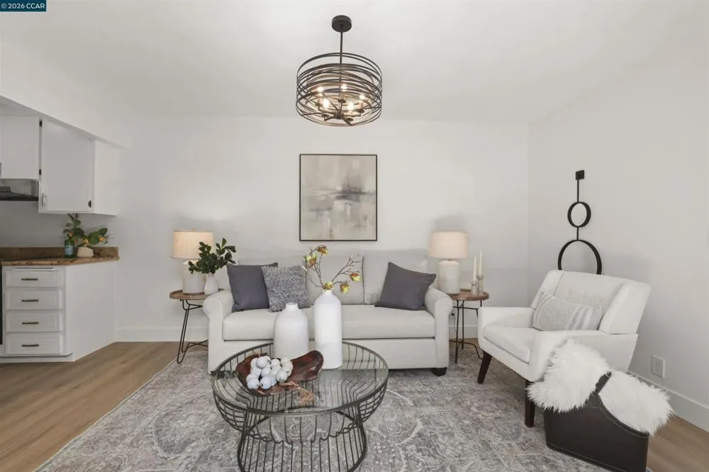 1767 Holland Cir Walnut Creek, CA 94597