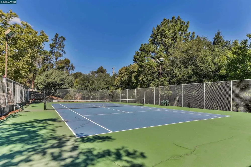 1767 Holland Cir Walnut Creek, CA 94597
