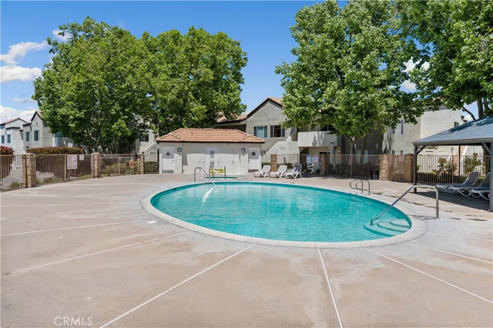 21305 Nandina Lane #201 Newhall, CA 91321