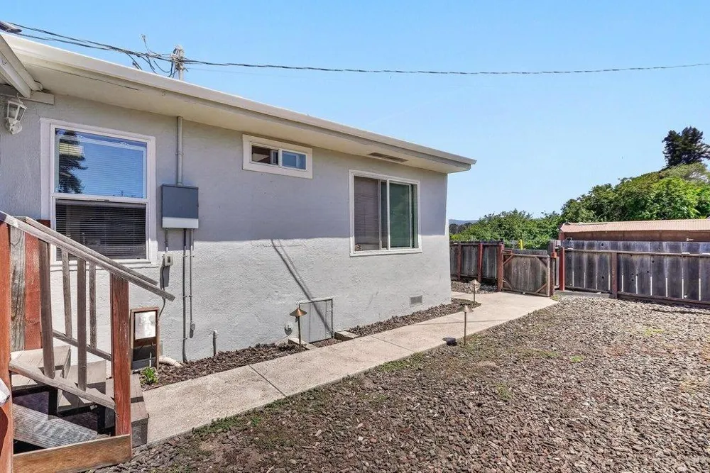 2732 Freedom Boulevard Watsonville, CA 95076