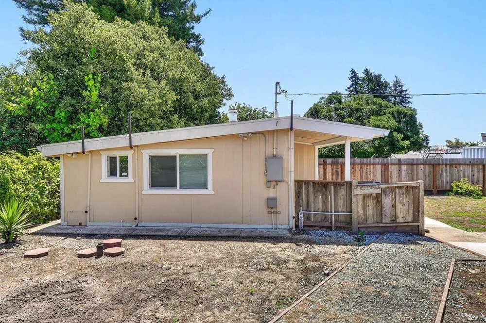 2732 Freedom Boulevard Watsonville, CA 95076
