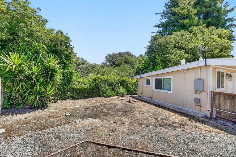 2732 Freedom Boulevard Watsonville, CA 95076