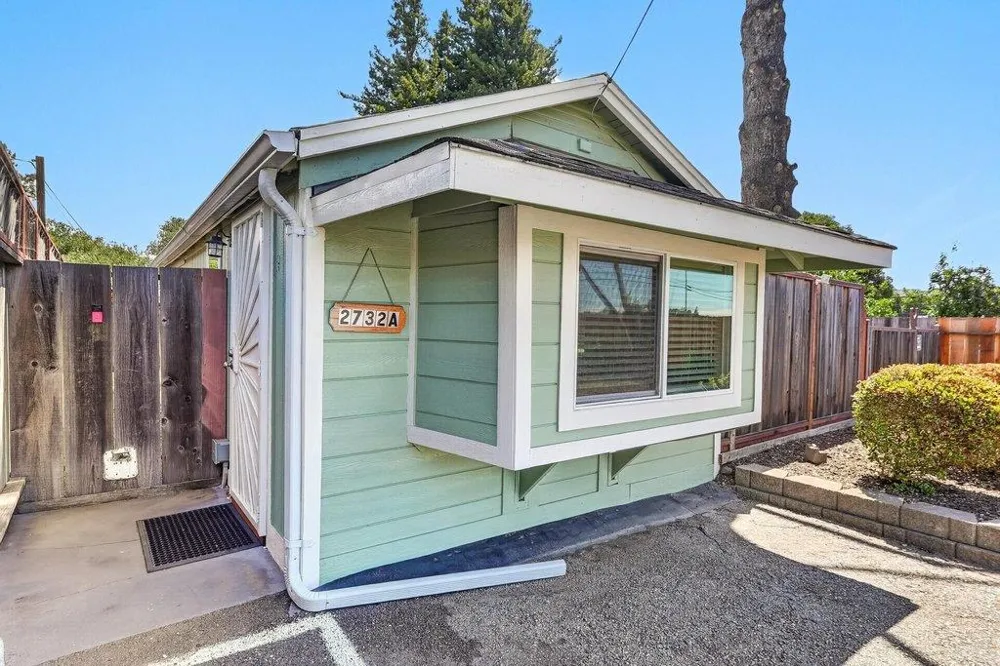 2732 Freedom Boulevard Watsonville, CA 95076