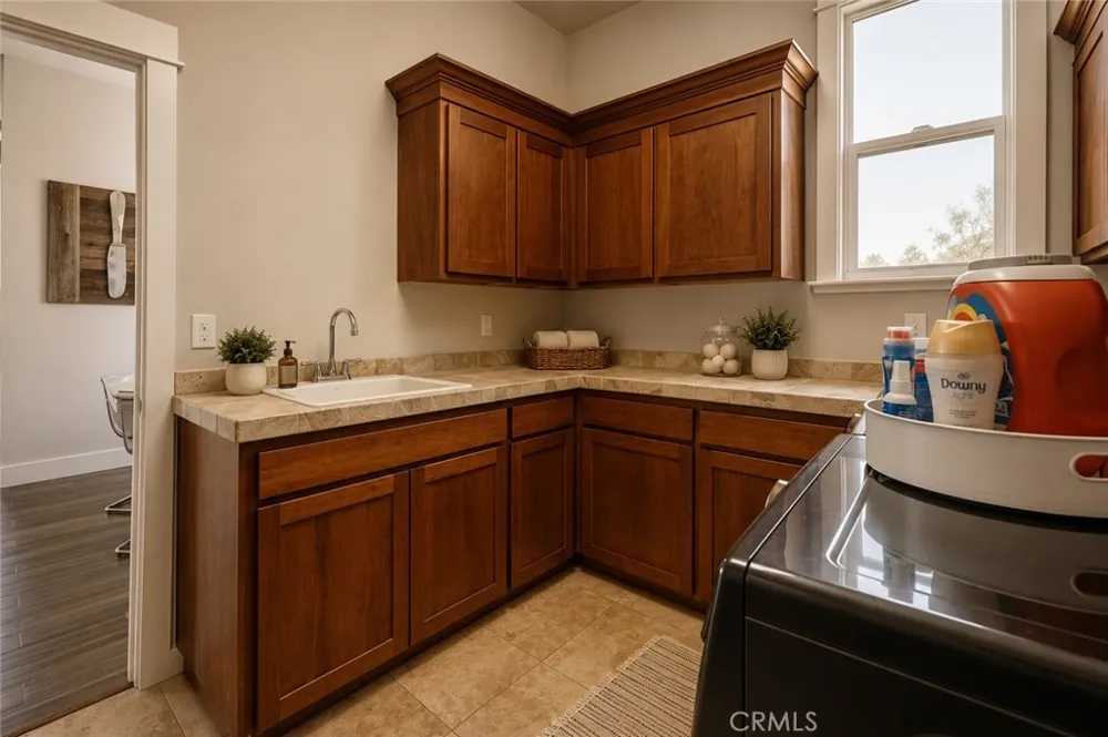 17535 Meadow View Hidden Valley Lake, CA 95467