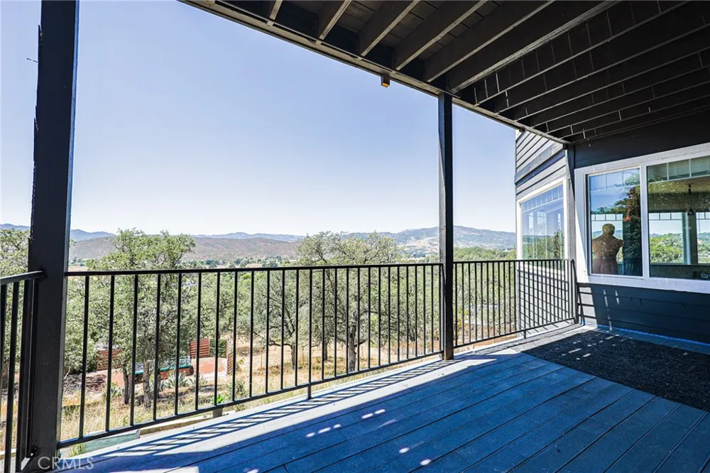 17535 Meadow View Hidden Valley Lake, CA 95467