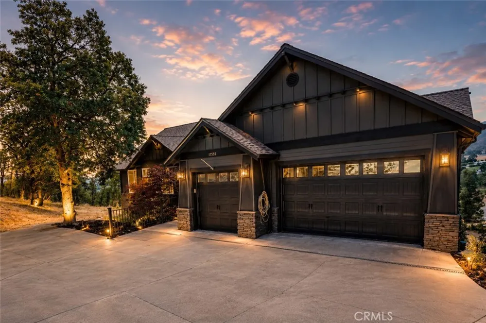 17535 Meadow View Hidden Valley Lake, CA 95467
