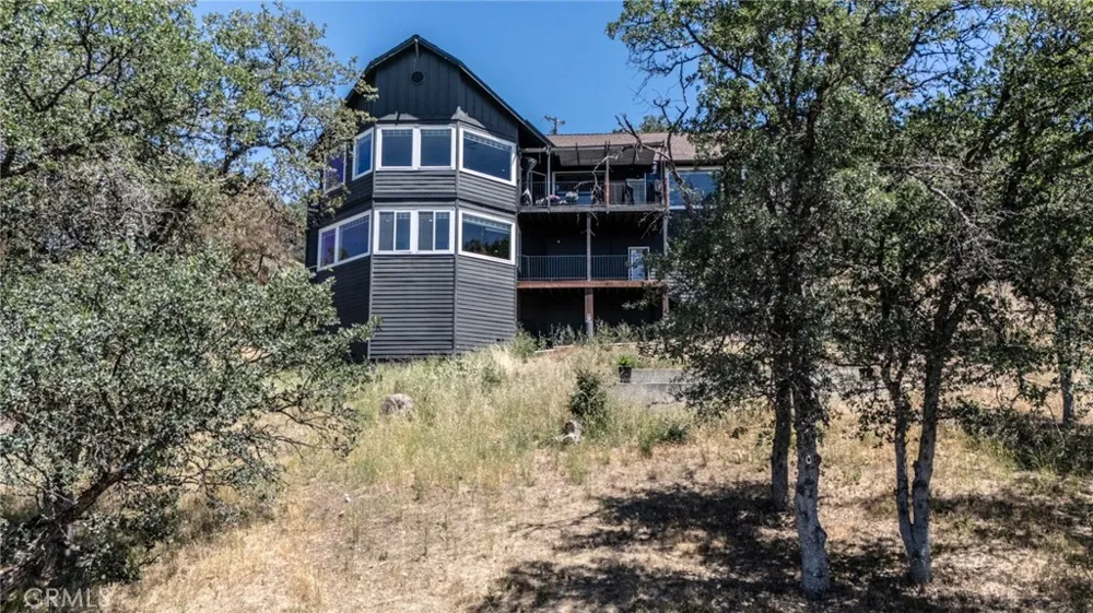 17535 Meadow View Hidden Valley Lake, CA 95467