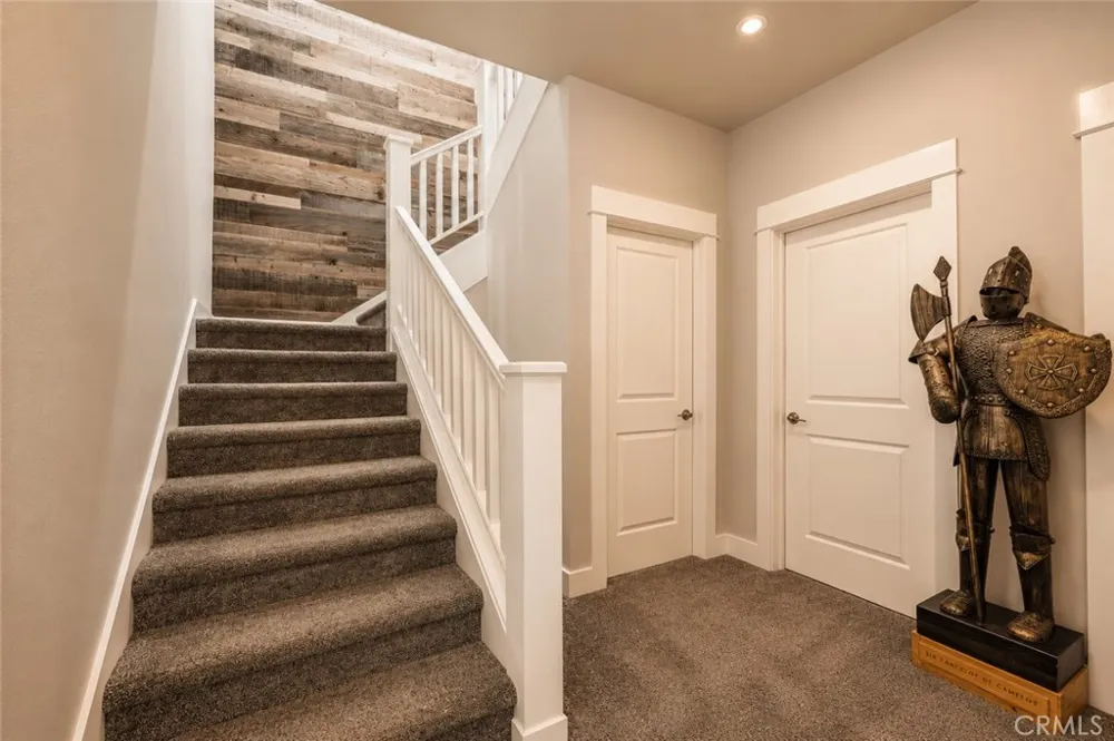17535 Meadow View Hidden Valley Lake, CA 95467