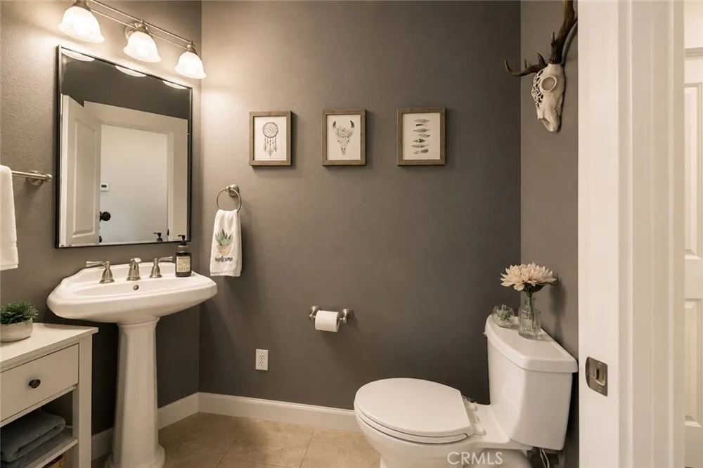 17535 Meadow View Hidden Valley Lake, CA 95467