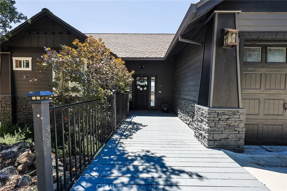 17535 Meadow View Hidden Valley Lake, CA 95467