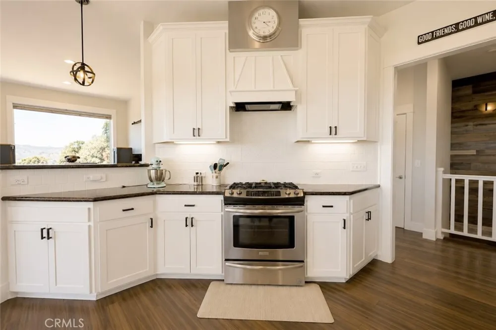 17535 Meadow View Hidden Valley Lake, CA 95467