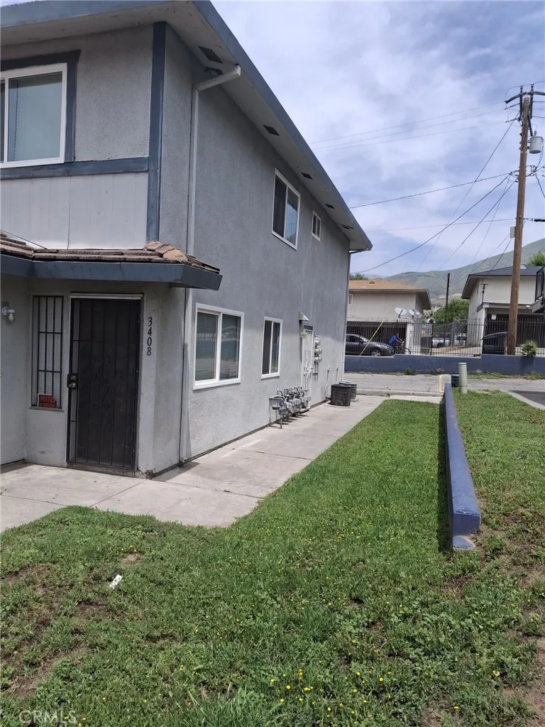 3408 20th Street Highland, CA 92346