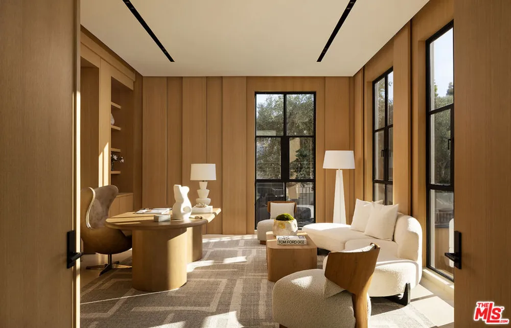 1165 Somera Road Los Angeles, CA 90077