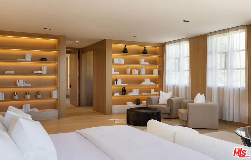 1165 Somera Road Los Angeles, CA 90077