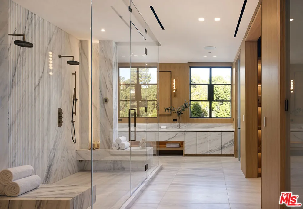 1165 Somera Road Los Angeles, CA 90077