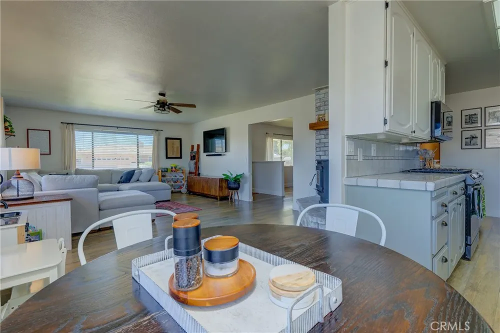 110 Rennat Orland, CA 95963