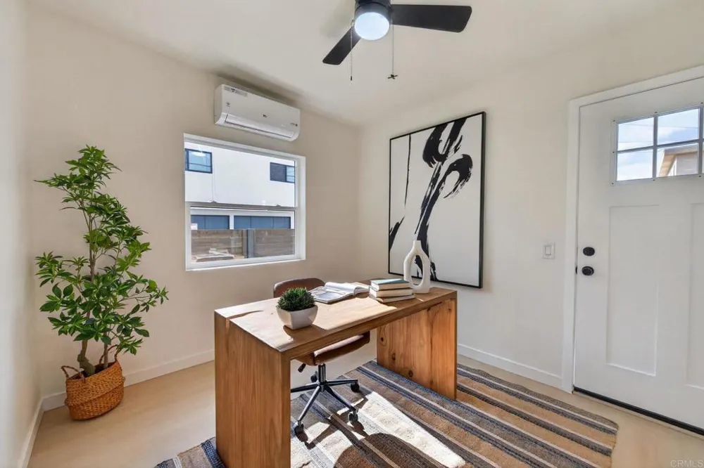 1526 Meade Avenue San Diego, CA 92116